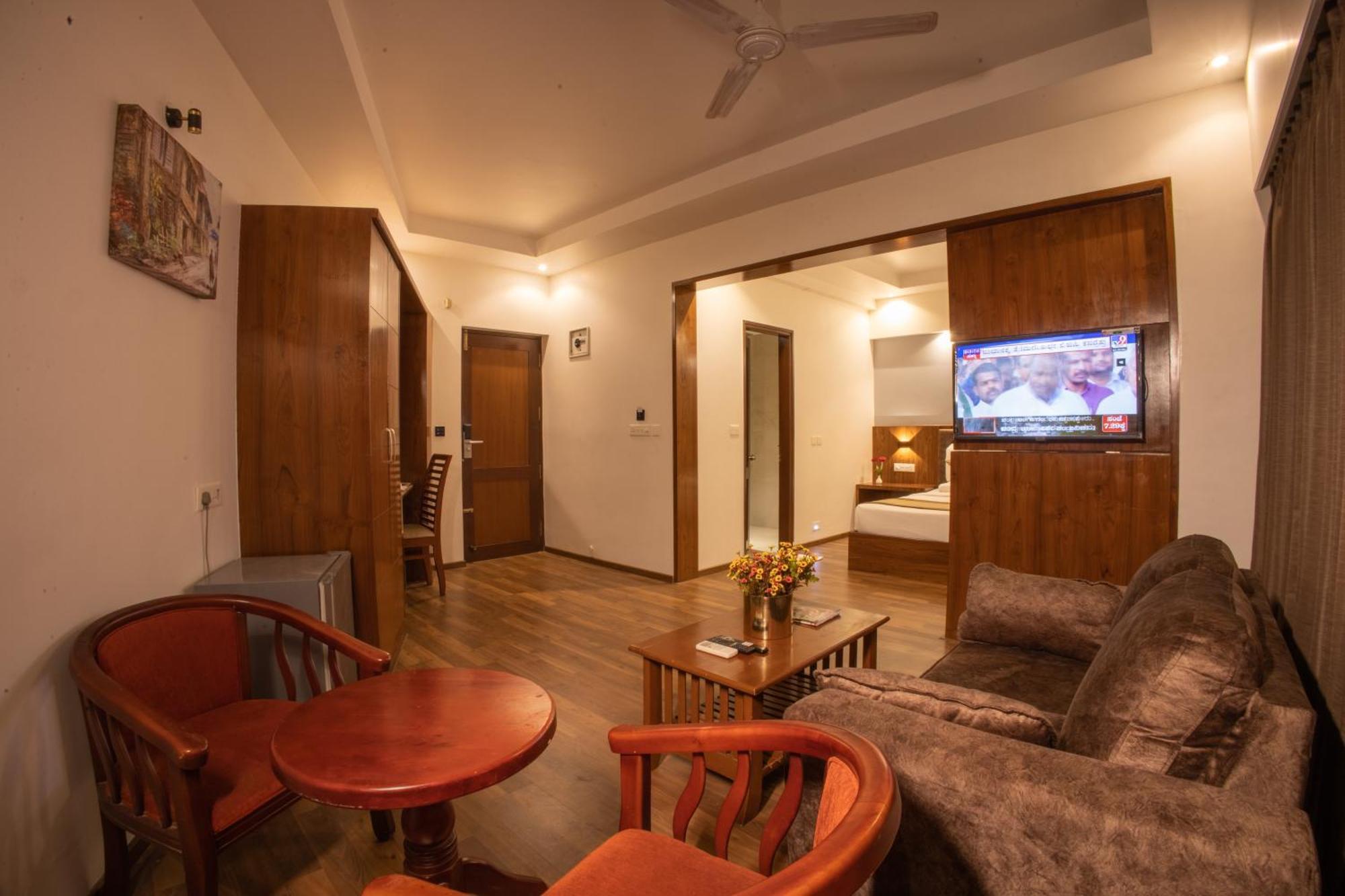 Metro Plaza Hotel By Rak Rooms, Mangaluru Exterior photo