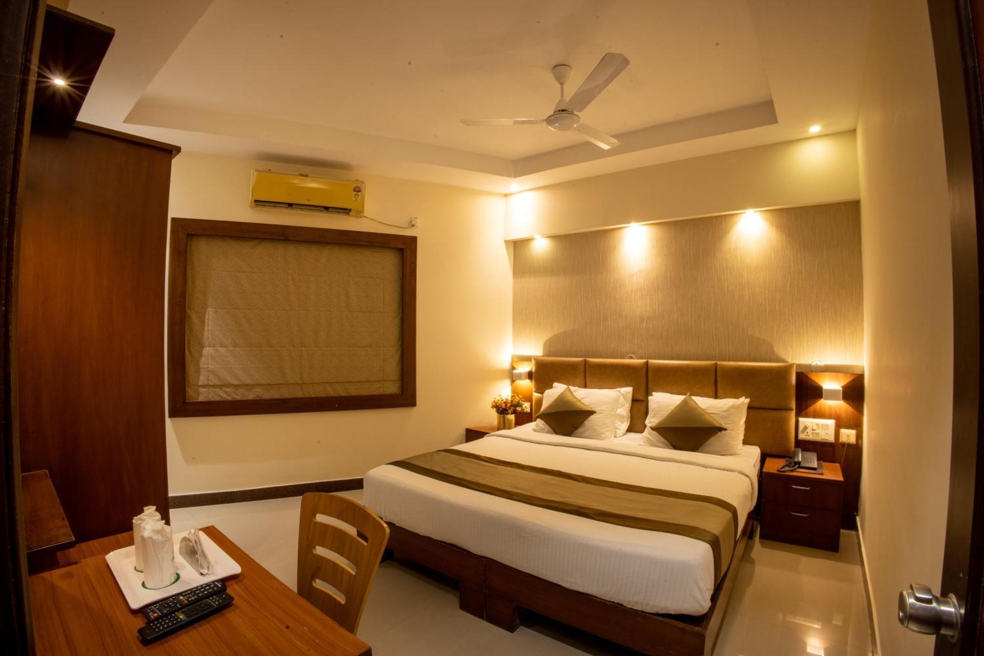Metro Plaza Hotel By Rak Rooms, Mangaluru Exterior photo