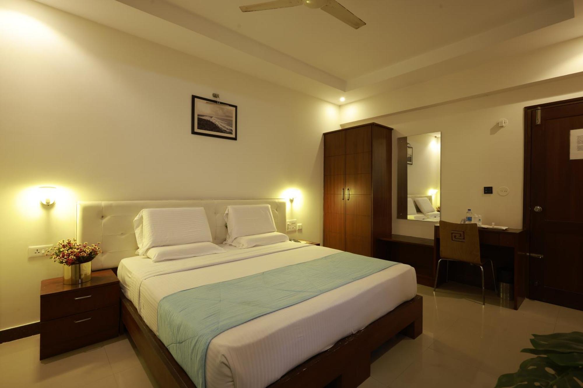 Metro Plaza Hotel By Rak Rooms, Mangaluru Exterior photo